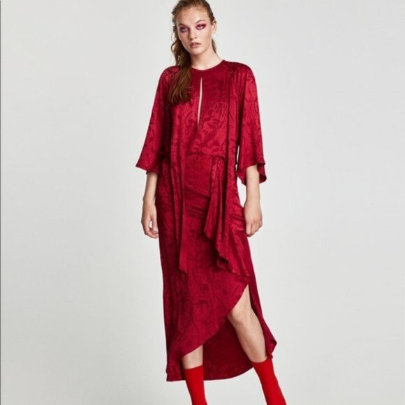 🔥 ZARA Red Jacquard Draped Midi Dress 🔥 - Picture 1 of 11